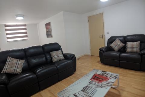 2 bedroom flat to rent, Barlow Moor Road, Manchester M20