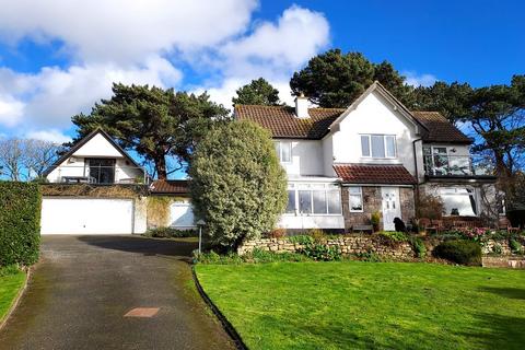 4 bedroom detached house for sale, Gannock Park, Deganwy LL31