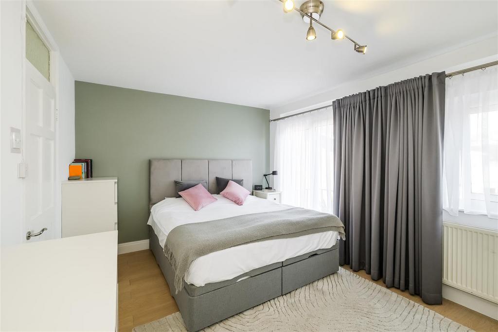 17 kings park court-8.jpg