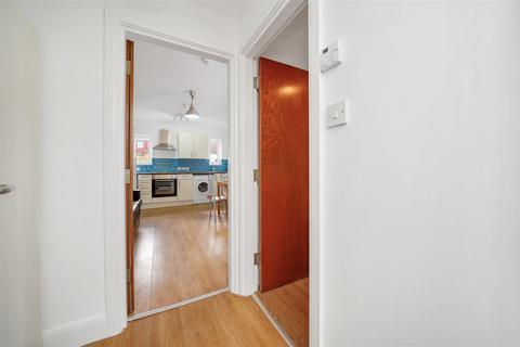 1 bedroom flat to rent, High Road, London NW10