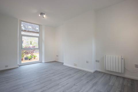 1 bedroom barn conversion to rent, 2 Greenside Court, Hincaster