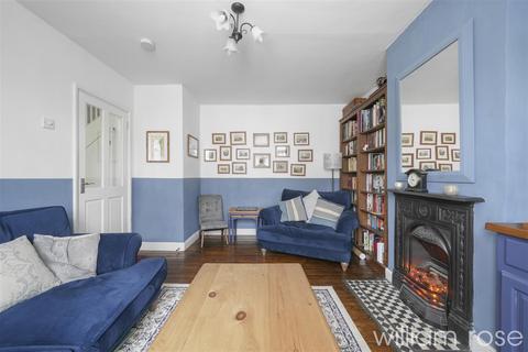 3 bedroom terraced house for sale, Connington Crescent, London E4