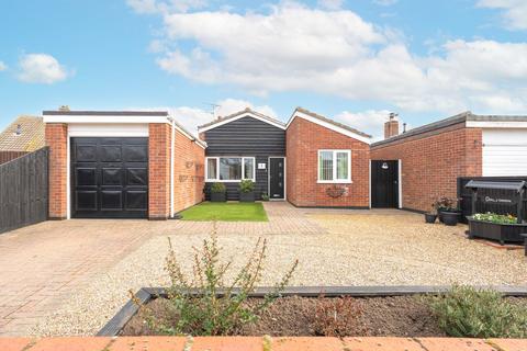 1 Avocet Close, Lowestoft, NR33 8PU
