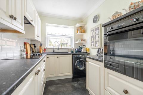 1 Avocet Close, Lowestoft, NR33 8PU