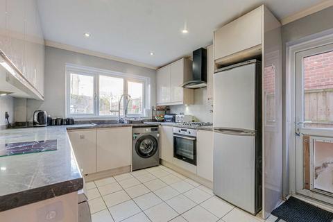 undefined, Fernlea Road, Benfleet, SS7