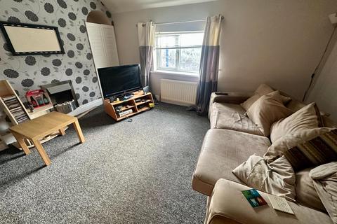 2 bedroom flat for sale, Front Street, Bells Close, Newcastle upon Tyne, NE15