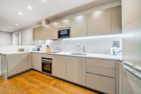 4 bedroom end of terrace house for sale, Calvert Road, London