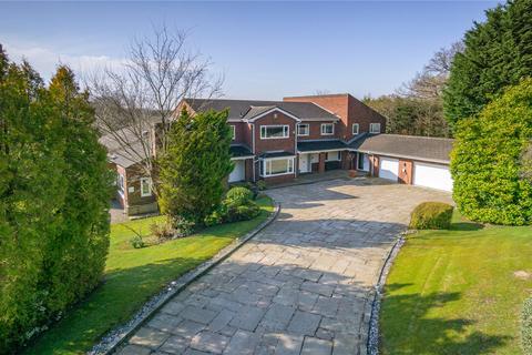 undefined, Lynwood, Hale, Altrincham, Greater Manchester, WA15
