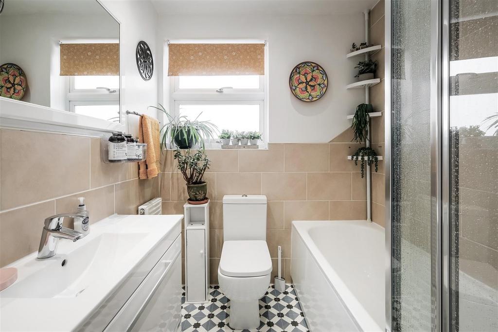 63 beresford Road-11.jpg