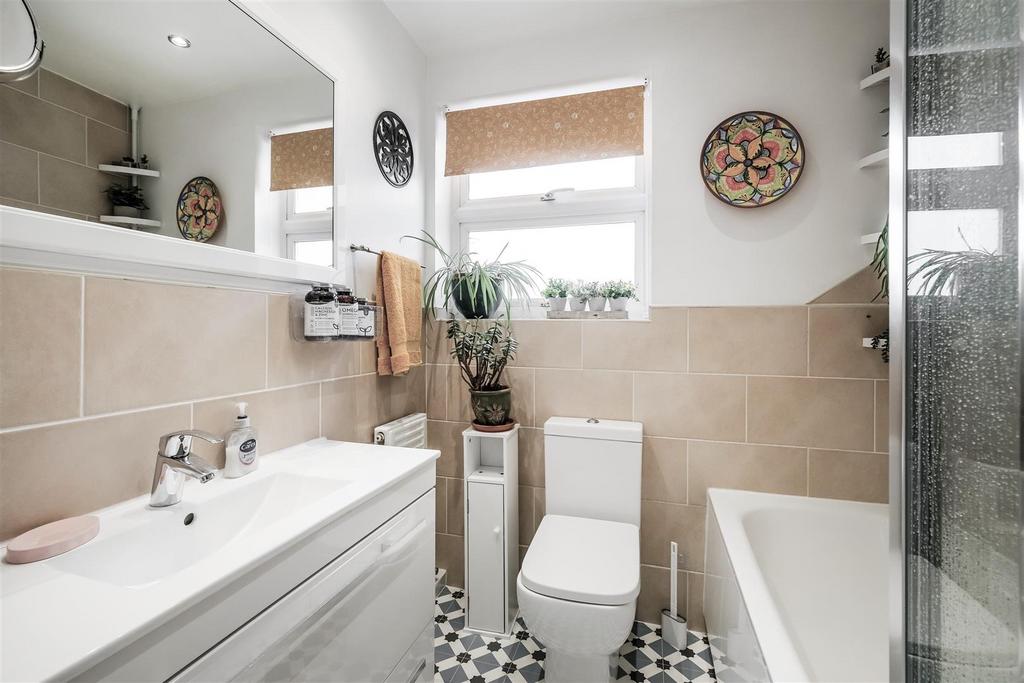63 beresford Road-12.jpg