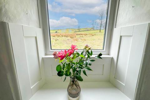 3, Starmire Gill Lane, Cowling, Keighley, BD22 0LT