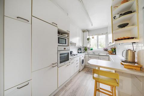 2 bedroom flat for sale, Holden Road, North Finchley