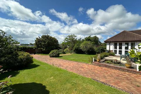 4 bedroom chalet for sale, Barton, Torquay