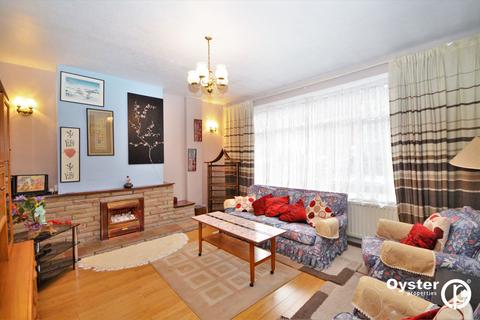 3 bedroom terraced house to rent, Hastings Road, London, N11