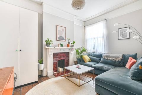 4 bedroom end of terrace house for sale, High Street, Harlesden, London, NW10