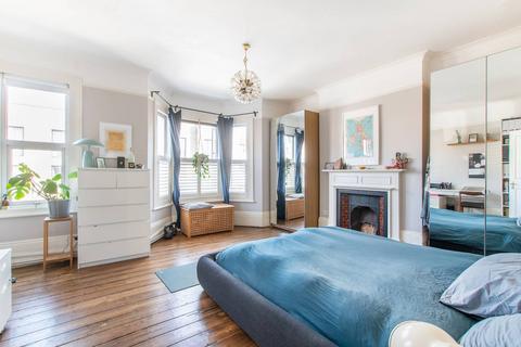 4 bedroom end of terrace house for sale, High Street, Harlesden, London, NW10