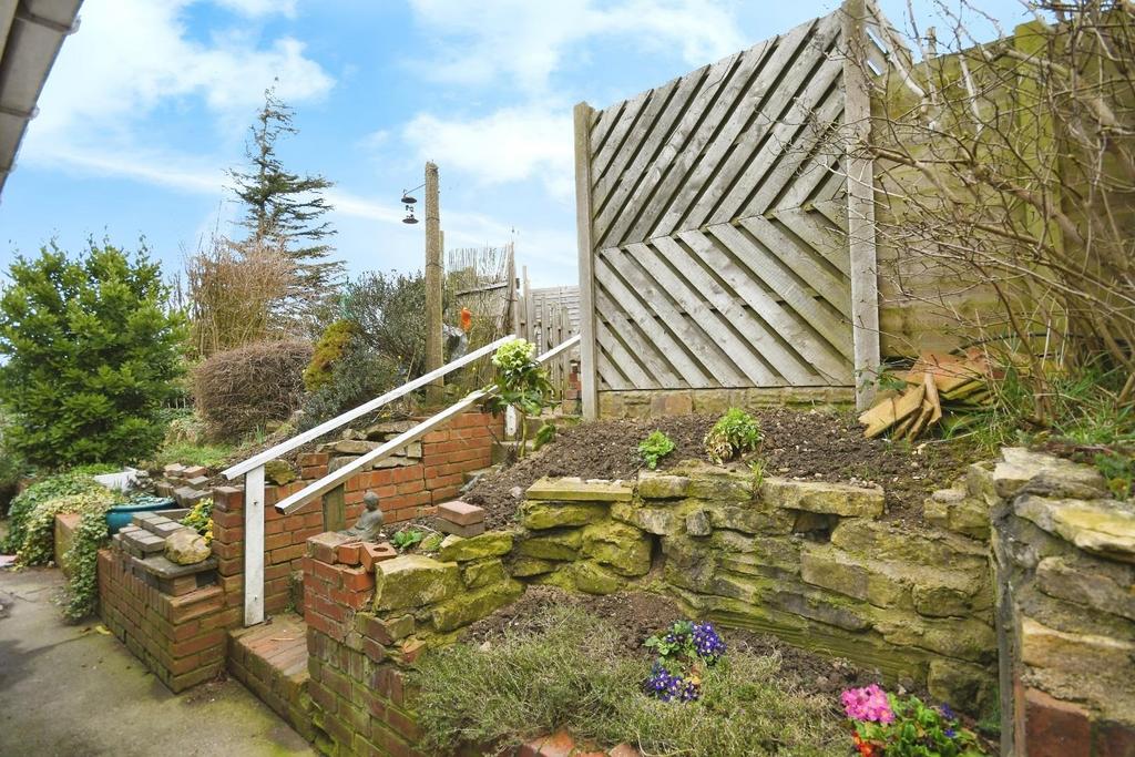 GARDEN 03.jpg