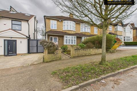 3 bedroom semi-detached house for sale, Park Avenue, Potters Bar