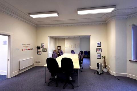 Office to rent, 46 Calthorpe Road, Edgbaston, Birmingham, B15 1RP