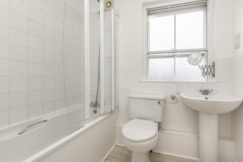 1 bedroom flat to rent, Putney High Street, London SW15