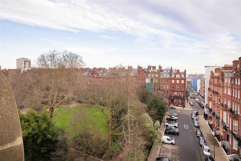 Flat 12, 70-72 Cadogan Square Hi-22.jpg