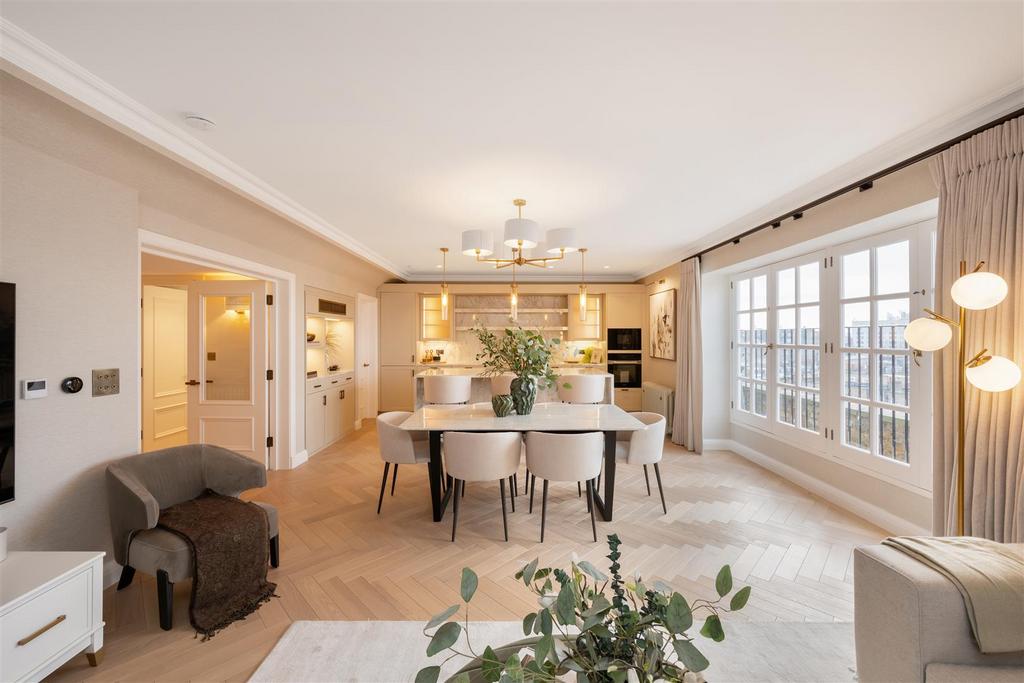 Flat 12, 70-72 Cadogan Square Hi-6.jpg