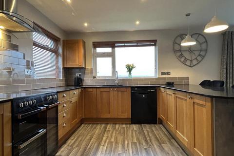 17 Broad Close, North Molton, South Molton, EX36 3JD