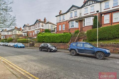 2 bedroom ground floor flat for sale, Weaponness Valley Road, Scarborough