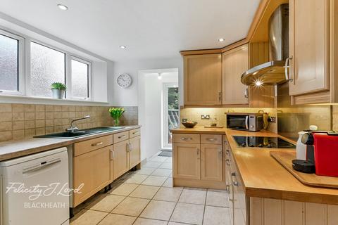 undefined, Mereworth Drive, London