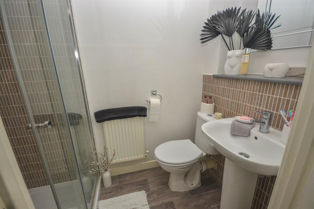 En Suite Shower Room