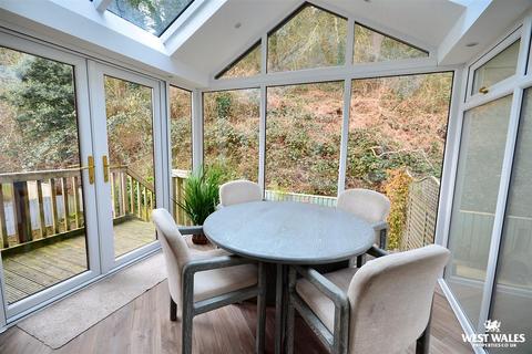 2 bedroom semi-detached house for sale, Neyland