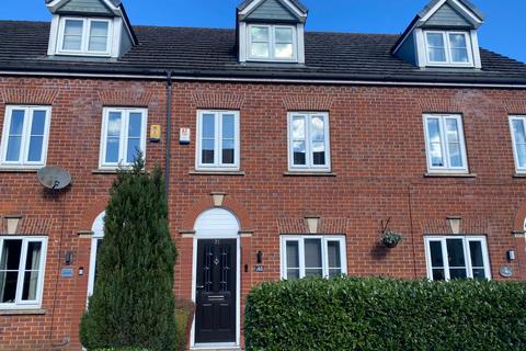 3 bedroom townhouse for sale, 61 Windmill Close, Royton