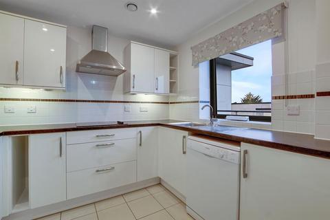 1 bedroom apartment for sale, Elles House, Shotfiled, Wallington, Surrey