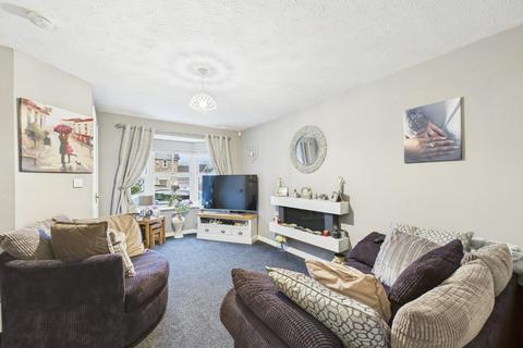 9 Straw View, Bradford, BD10 8WY