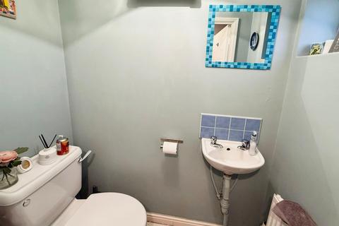 9 Straw View, Bradford, BD10 8WY