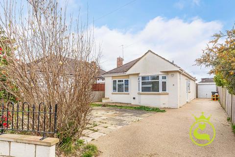 2 bedroom bungalow for sale, Lambs Close, Poole BH17