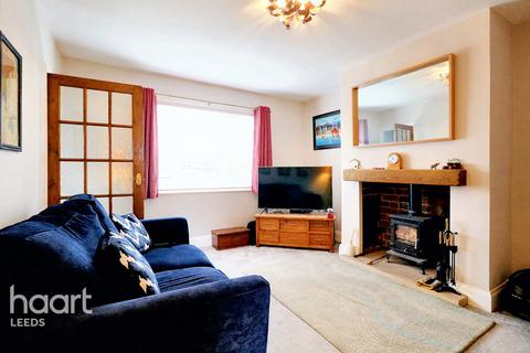 2 bedroom terraced house for sale, Kelcliffe Avenue, LEEDS