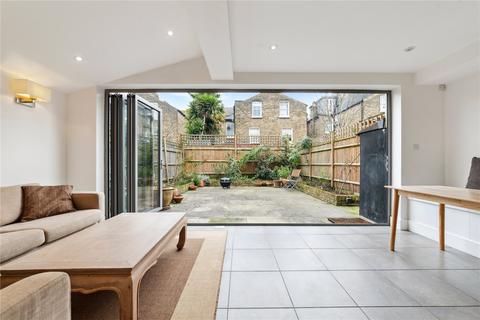 13a Honeywell Road, London, SW11 6EQ