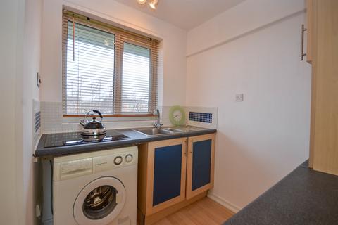 1 bedroom flat for sale, Broomley Court, Red House Farm