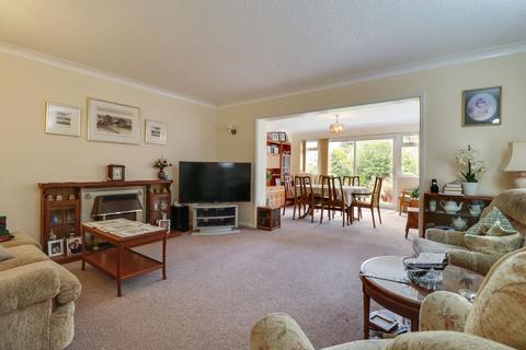 3 bedroom detached house for sale, Lower Wood Road, Claygate, KT10