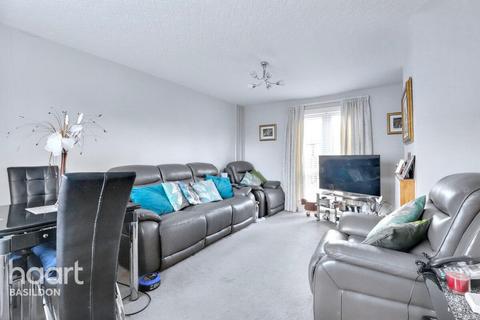 2 bedroom terraced house for sale, Mynchens, Basildon