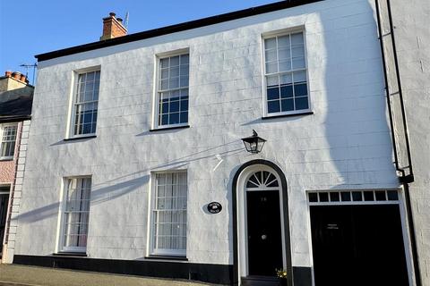 6 bedroom townhouse for sale, 10 Rating Row, Beaumaris