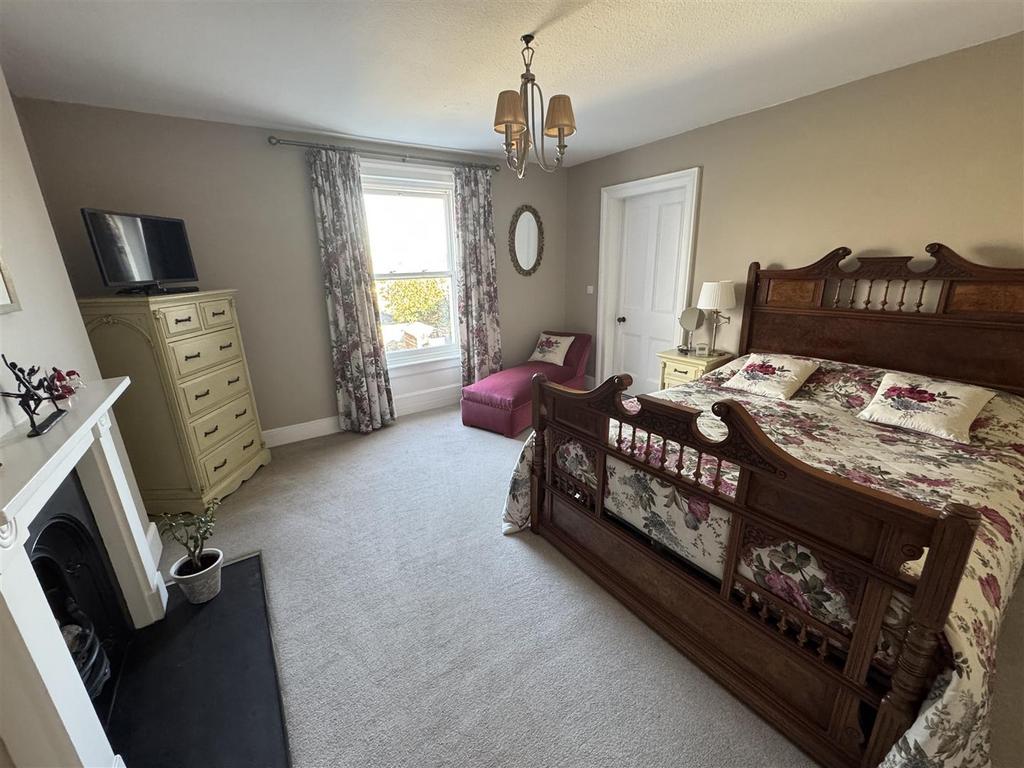 Guest Bedroom