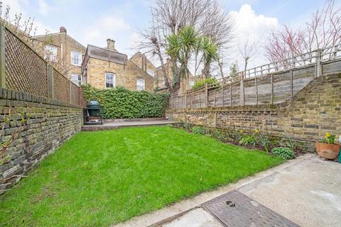 12 Raeburn Street, London, SW2 5QU