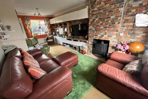 3 bedroom semi-detached house for sale, Fields Grove, Hyde SK14