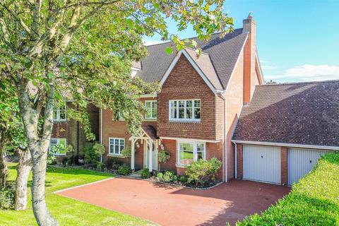 5 bedroom detached house for sale, Granville Road, Southport PR8