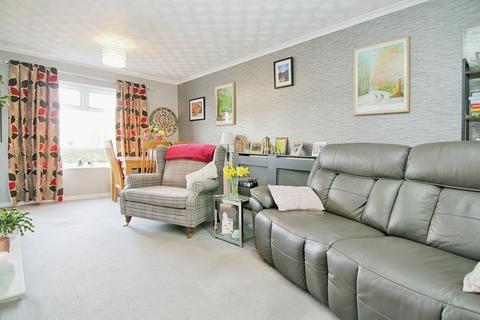 3 bedroom house for sale, Stonebridge Grove, Leeds