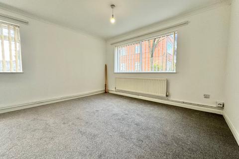 2 bedroom flat to rent, Sylvan Grove, Shirley, Solihull, B90