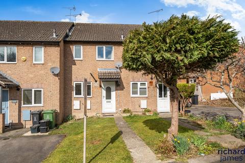 2 bedroom terraced house for sale, 6 Pearce Close, Kingsdown, Swindon SN2 7SW