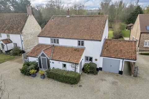 4 bedroom detached house for sale, West Park Farm Close, Ickburgh, Thetford